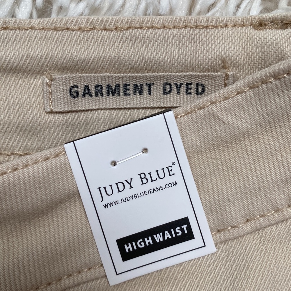 🎉HP🎉Judy Blue Garment Dyed High Waisted Shorts 💗 Bone - Picture 12 of 15